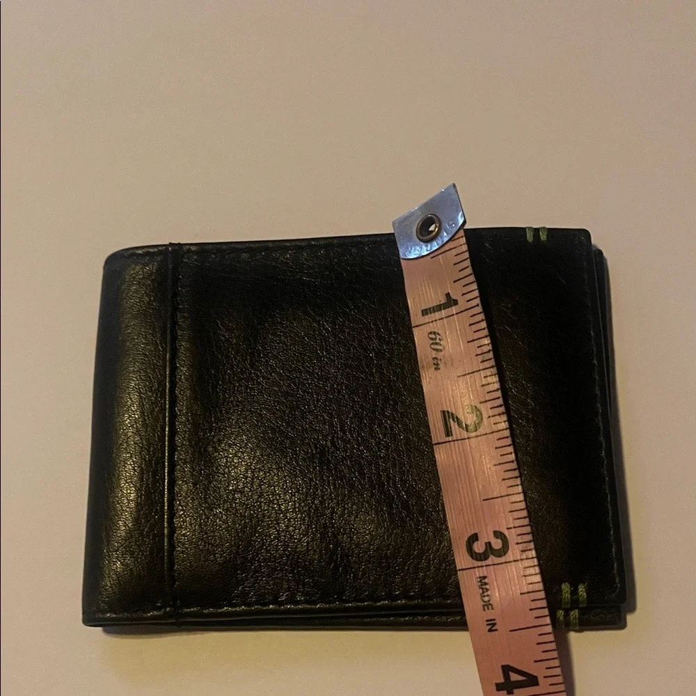 Lodis sleek black